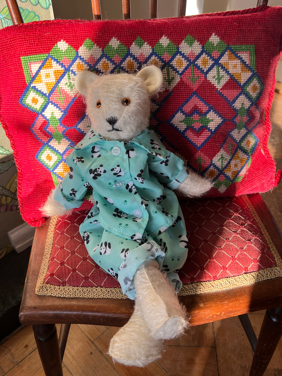 Meet Brewis - a new bear waiting for handmade clothes!