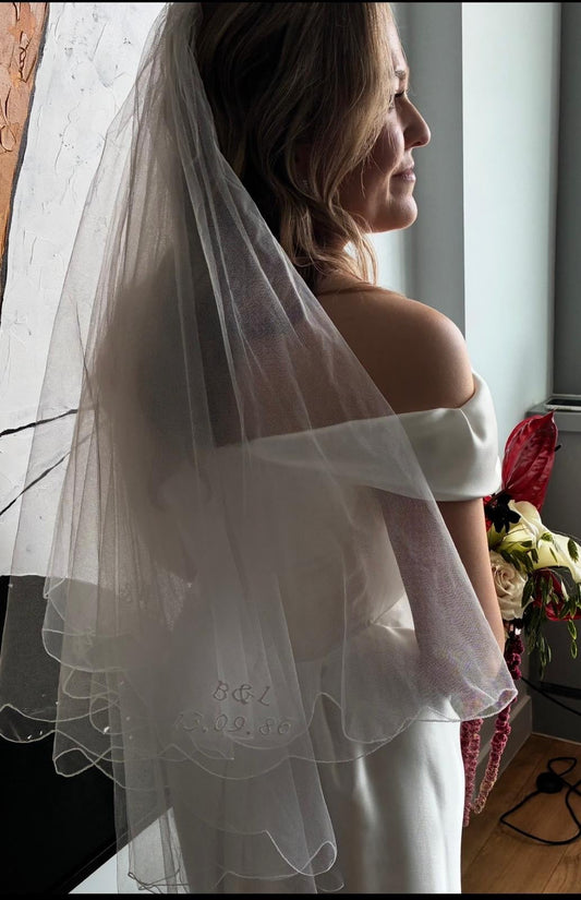 Good news - you can now order embroidered initials and date for your veil online!!